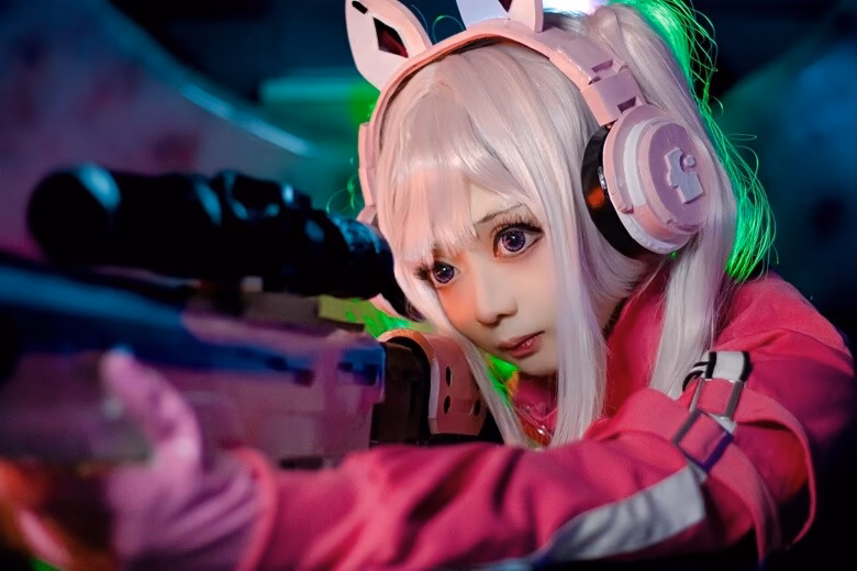 Evil Overlord Gabo as Alice — cosplay photo 28 of 35