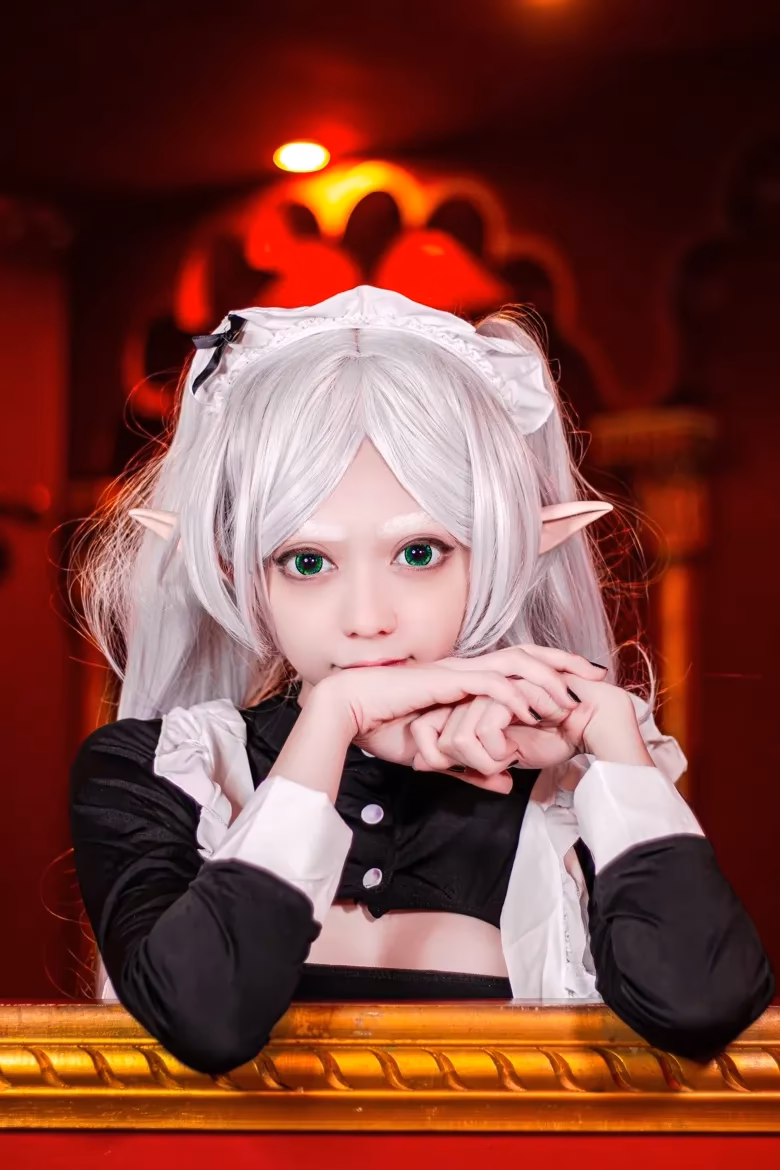 Evil Overlord Gabo as Frieren — cosplay photo 21 of 35