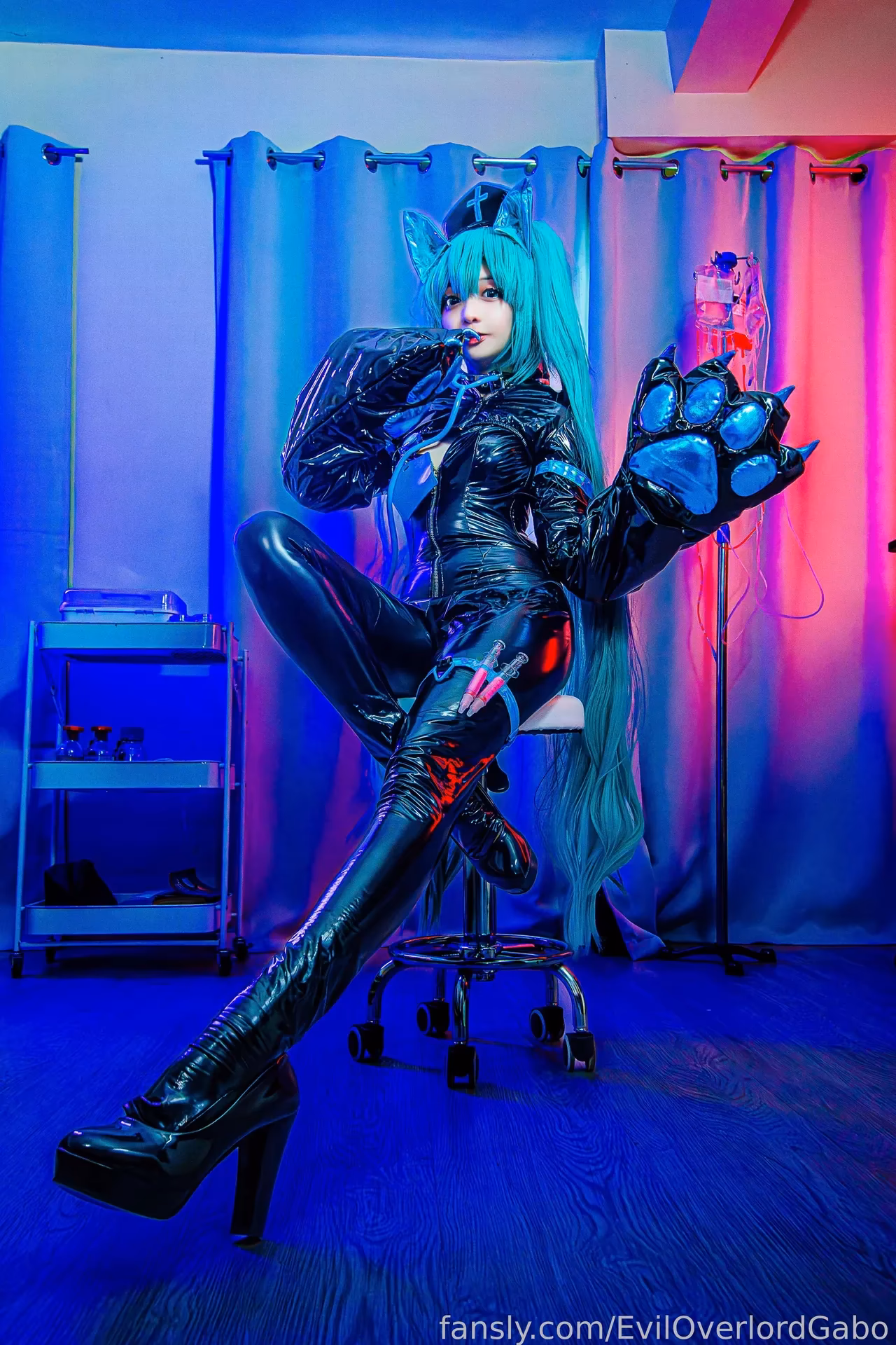 Evil Overlord Gabo as Hatsune Miku — cosplay photo 14 of 39