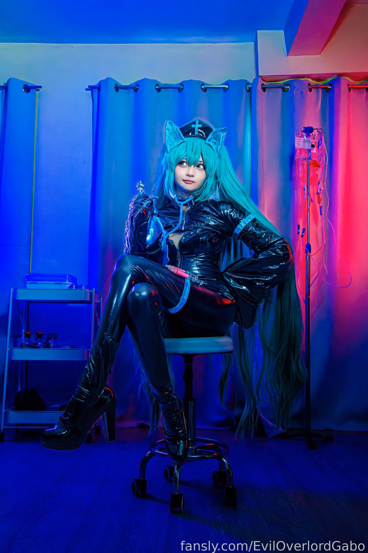 Evil Overlord Gabo as Hatsune Miku — cosplay photo 18 of 39