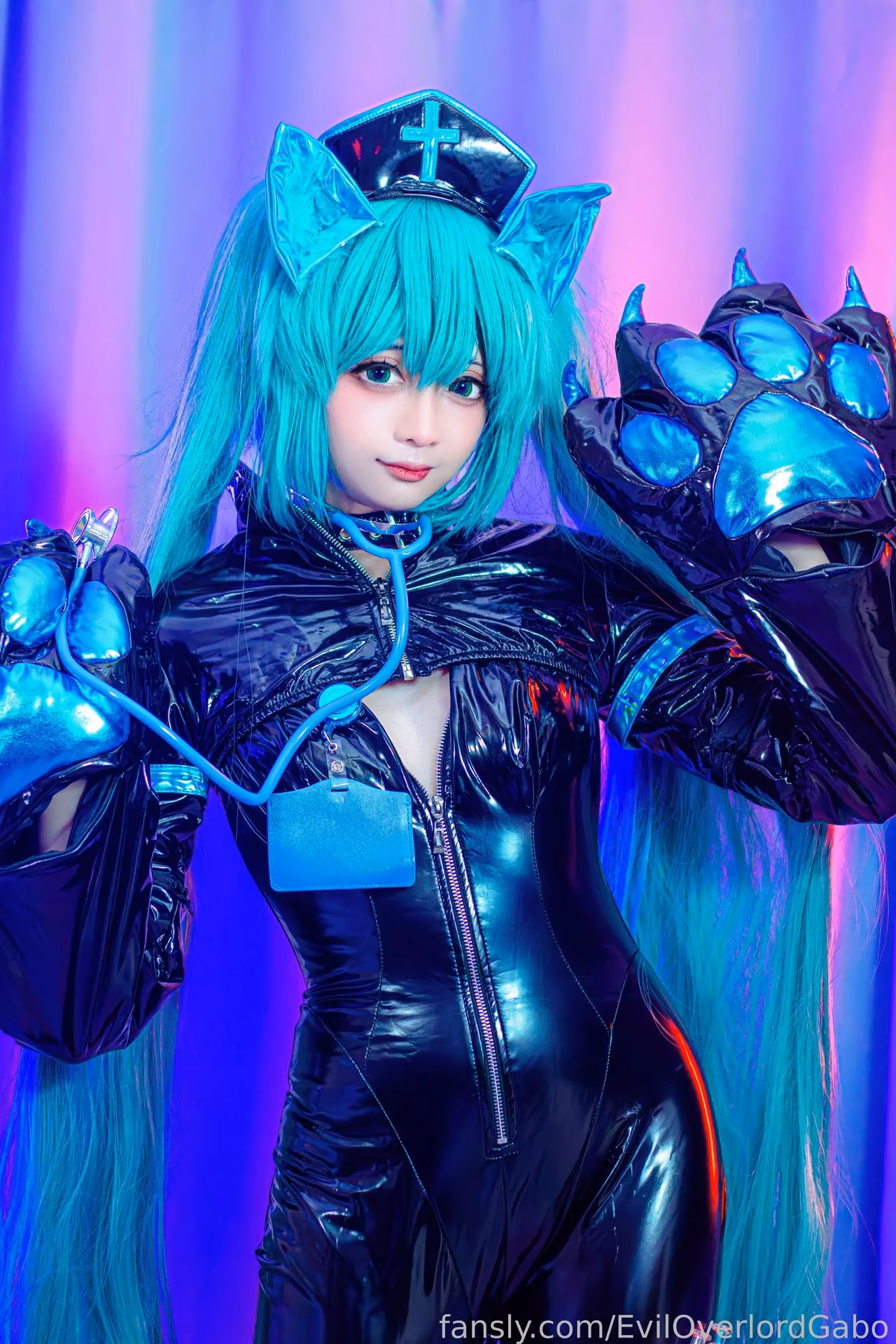 Evil Overlord Gabo as Hatsune Miku — cosplay photo 29 of 39