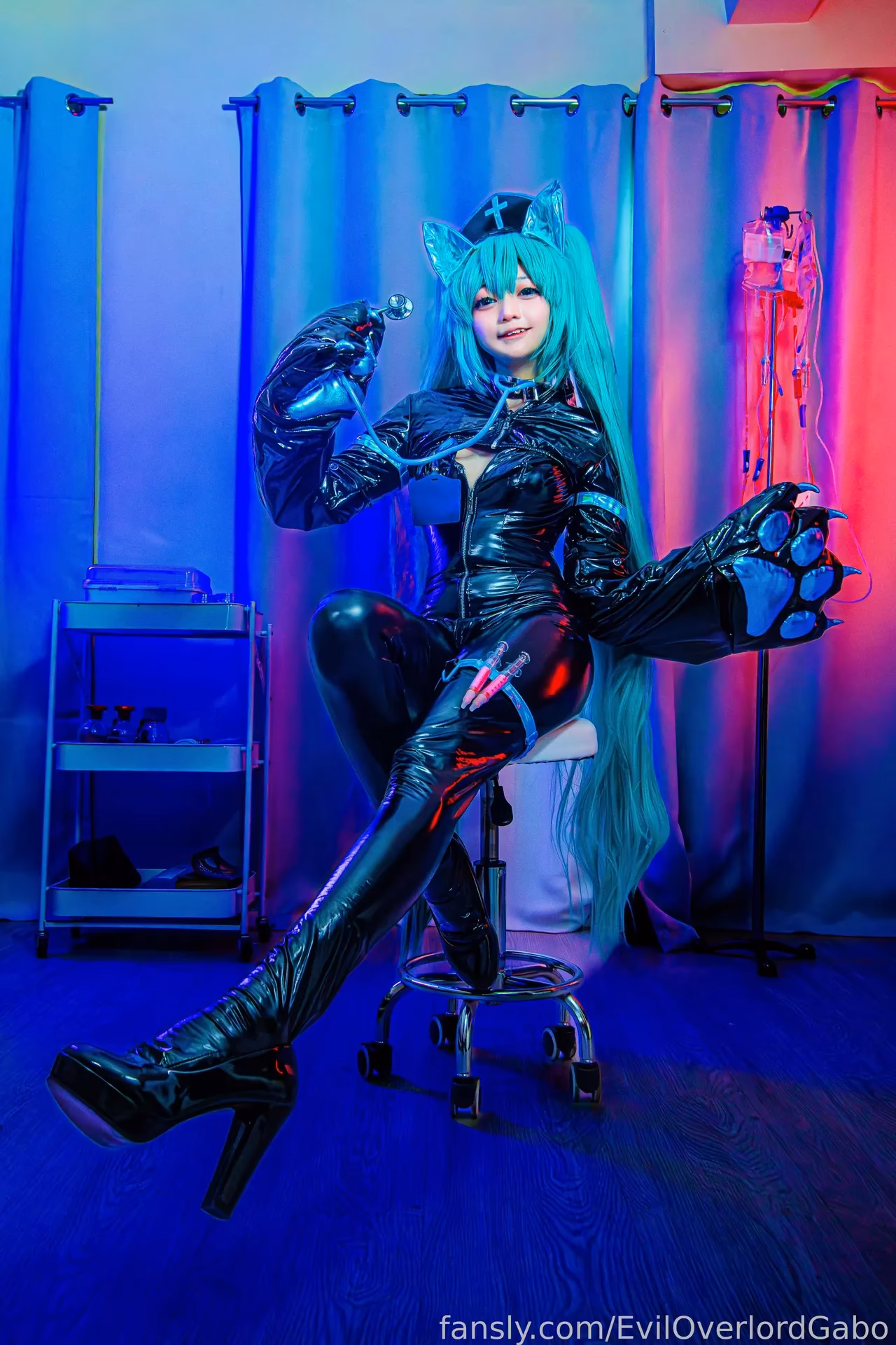 Evil Overlord Gabo as Hatsune Miku — cosplay photo 3 of 39