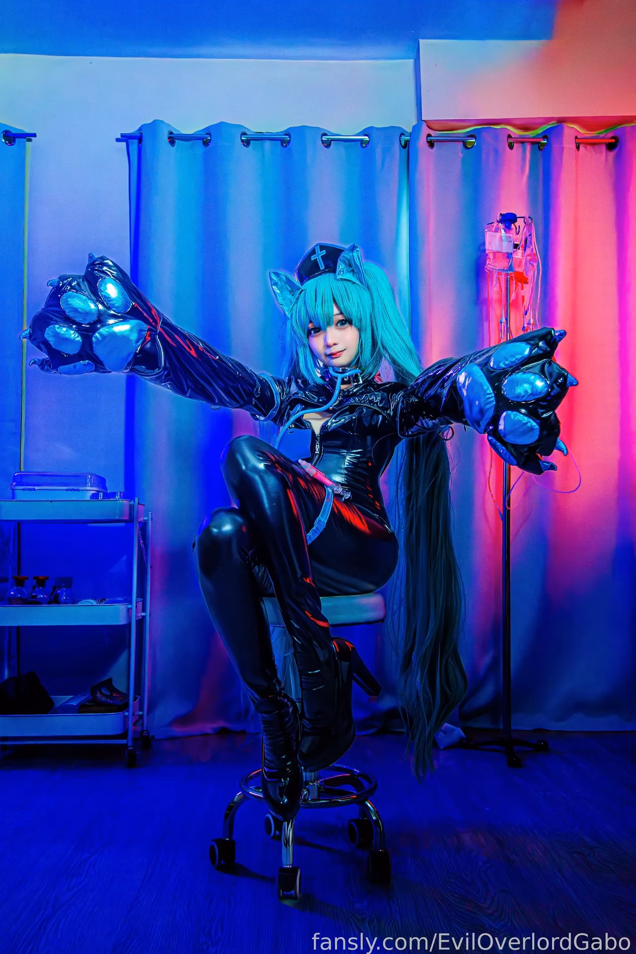 Evil Overlord Gabo as Hatsune Miku — cosplay photo 4 of 39