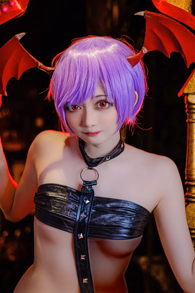 Evil Overlord Gabo as Lilith Aensland — cosplay photo 2 of 22