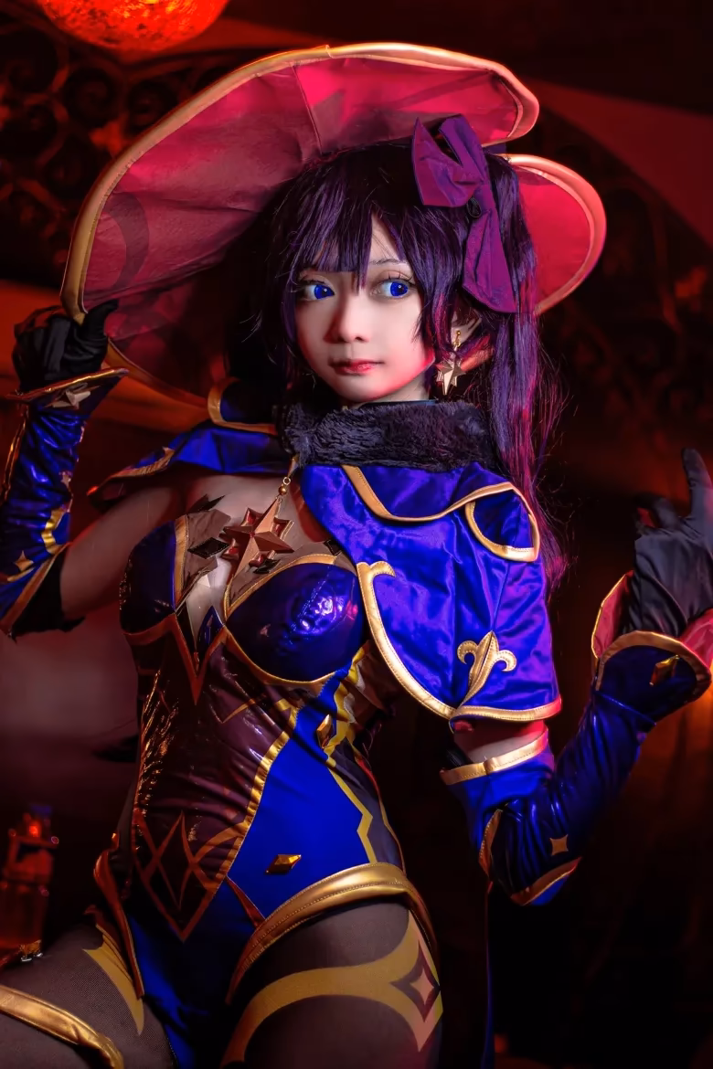 Evil Overlord Gabo as Mona Megistus — cosplay photo 12 of 31