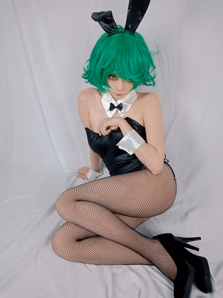 Evil Overlord Gabo as Tatsumaki — cosplay photo 2 of 38