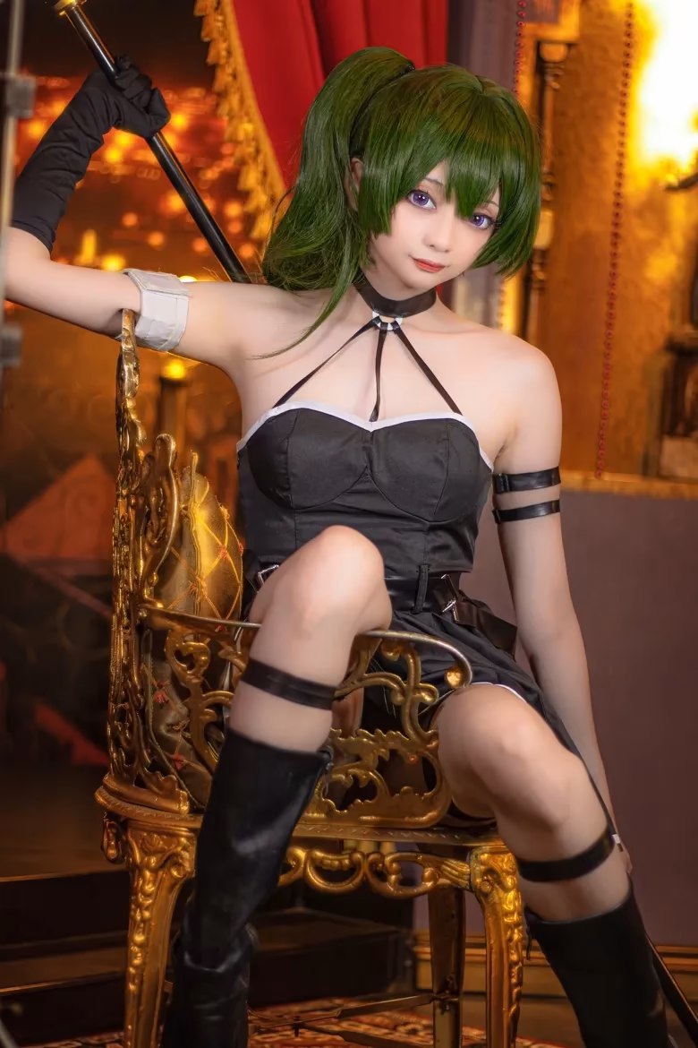Evil Overlord Gabo as Ubel — cosplay photo 16 of 24