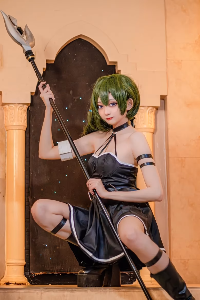 Evil Overlord Gabo as Ubel — cosplay photo 19 of 24