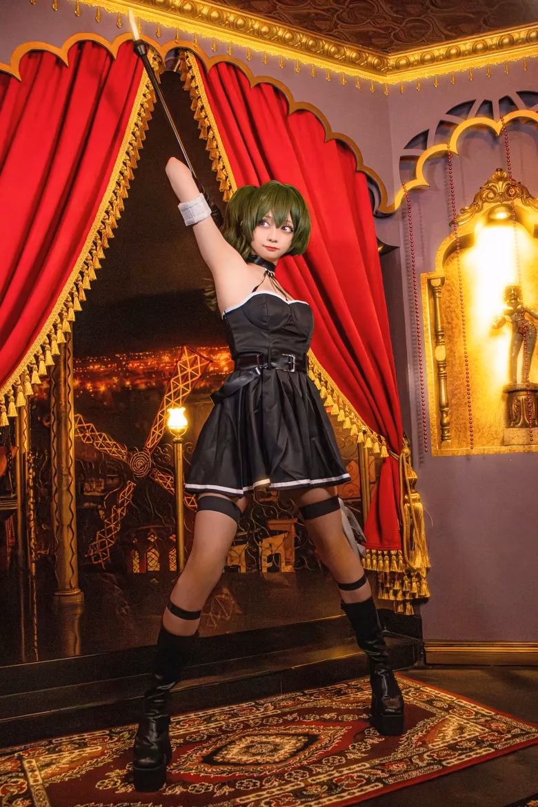 Evil Overlord Gabo as Ubel — cosplay photo 2 of 24