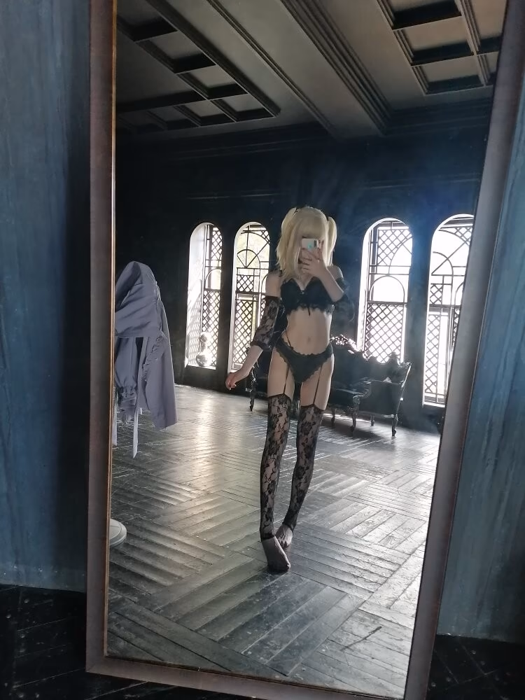 Faira Star as Misa Amane — cosplay photo 12 of 12