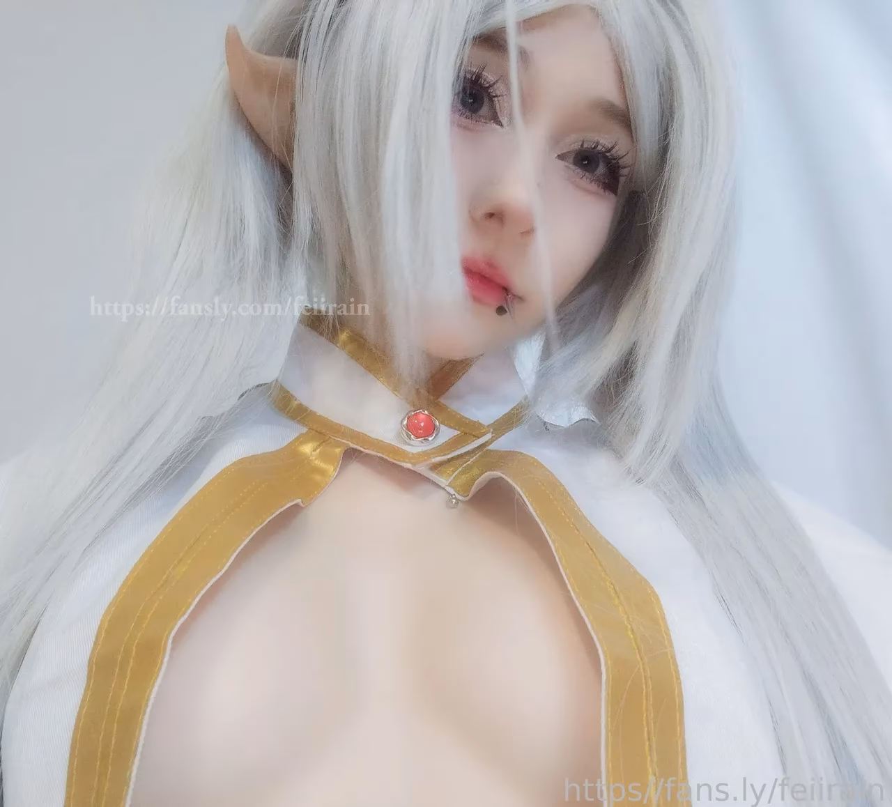 feiirain444 as Frieren — cosplay photo 73 of 92
