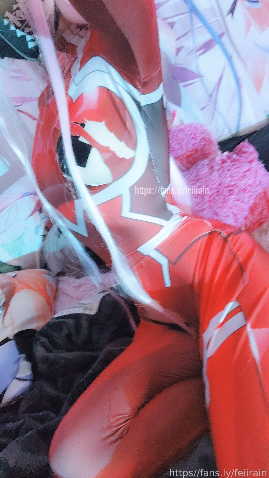 feiirain444 as Zero Two — cosplay photo 7 of 18