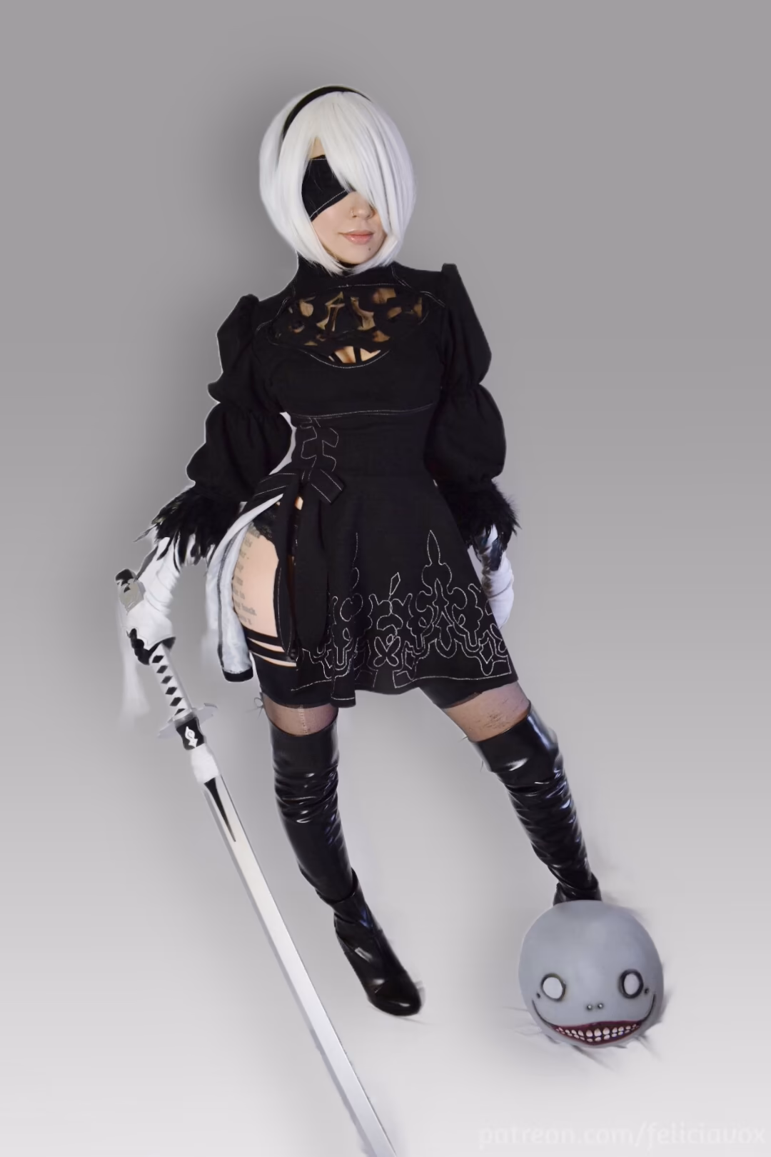 Felicia Vox as 2B — cosplay photo 30 of 60