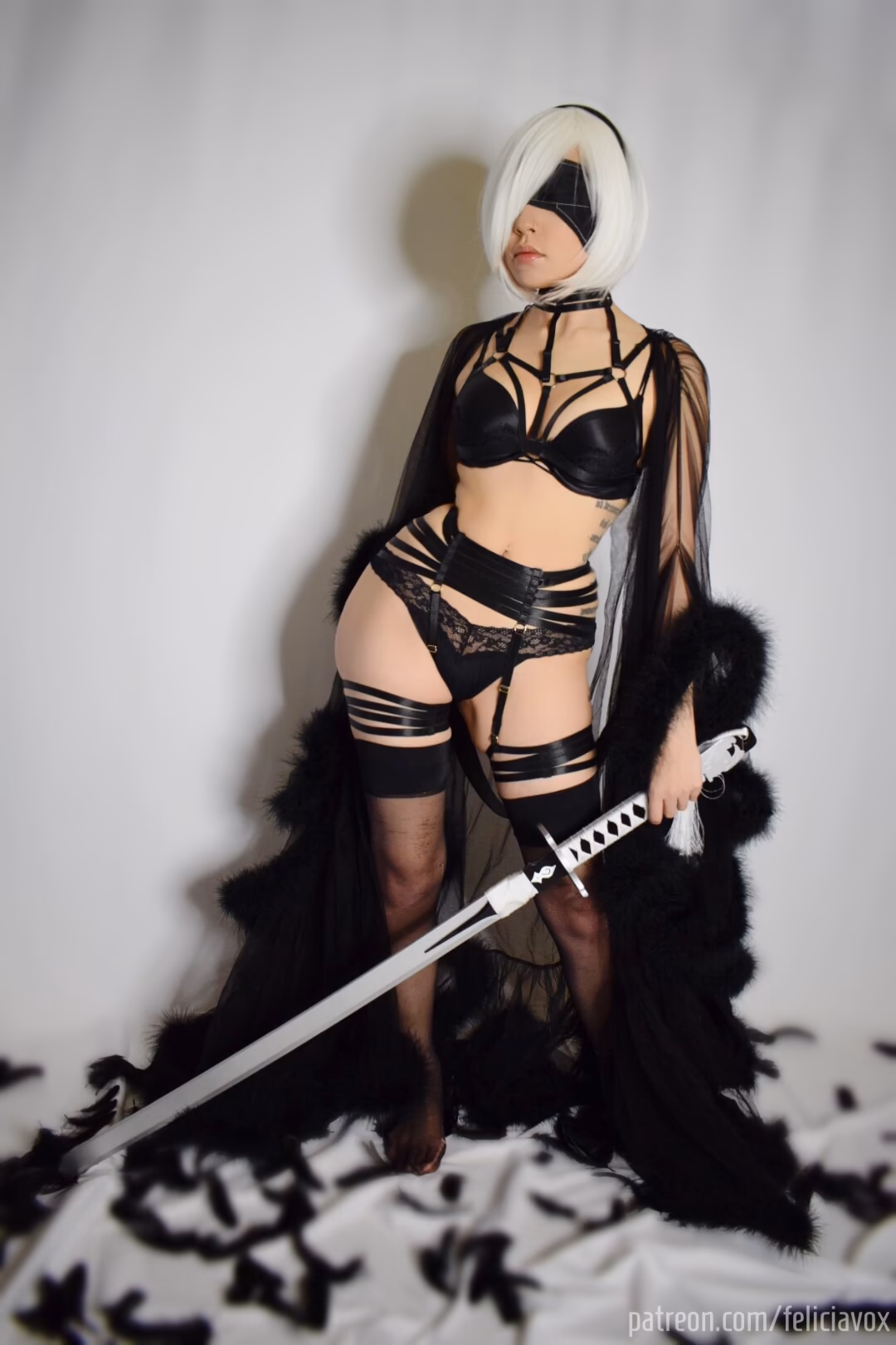 Felicia Vox as 2B — cosplay photo 33 of 60