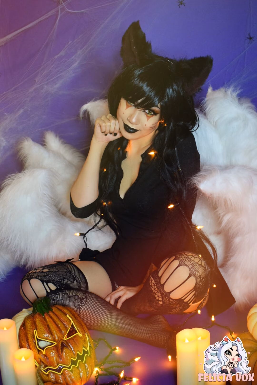 Felicia Vox as Ahri — cosplay photo 15 of 77
