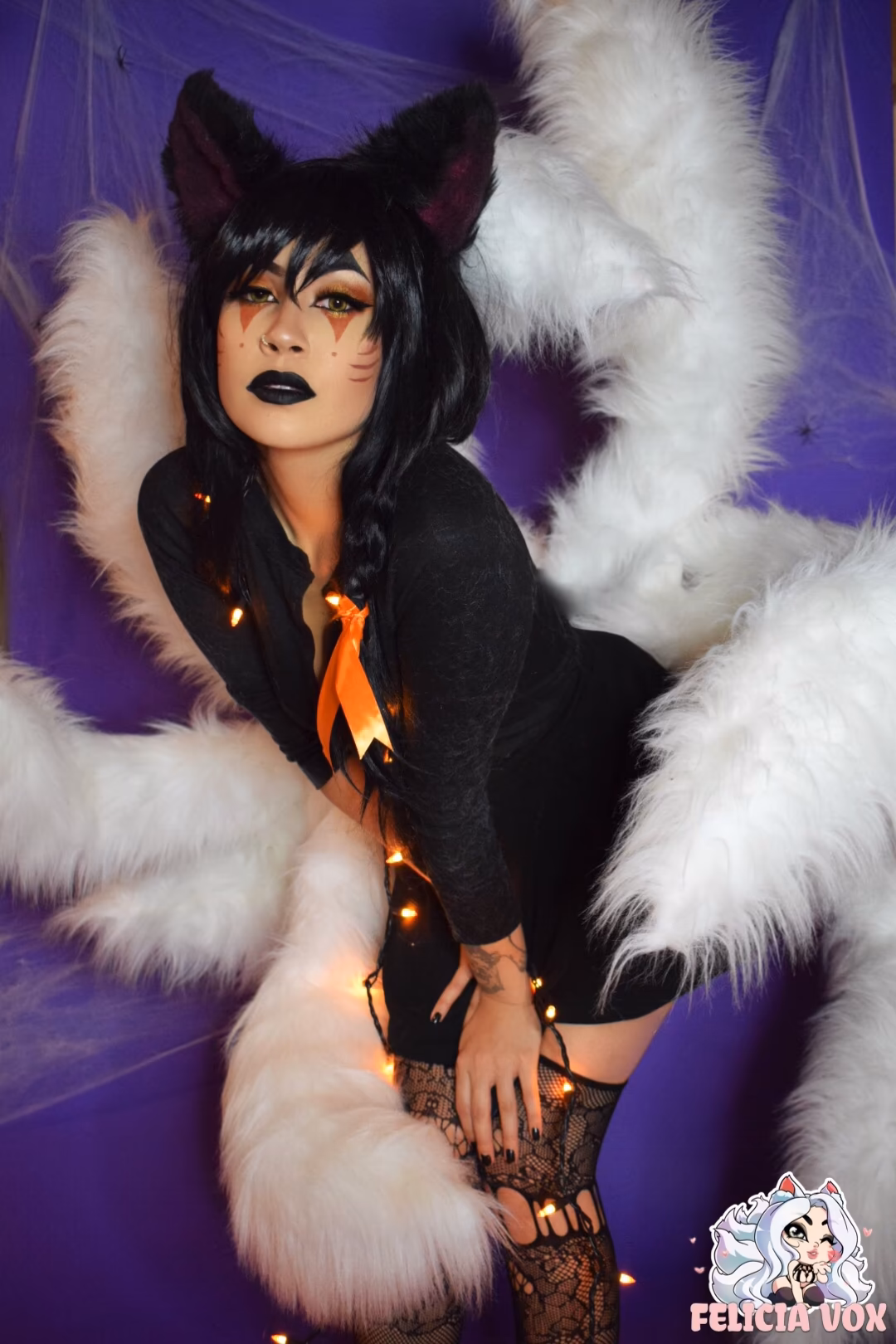 Felicia Vox as Ahri — cosplay photo 33 of 77