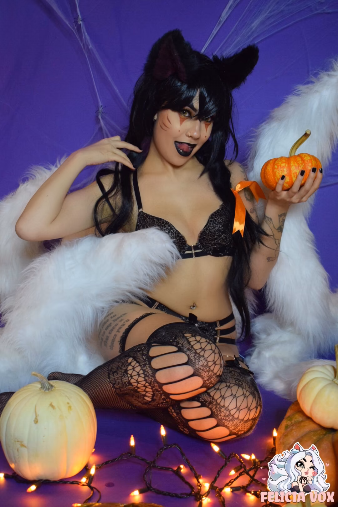 Felicia Vox as Ahri — cosplay photo 56 of 77