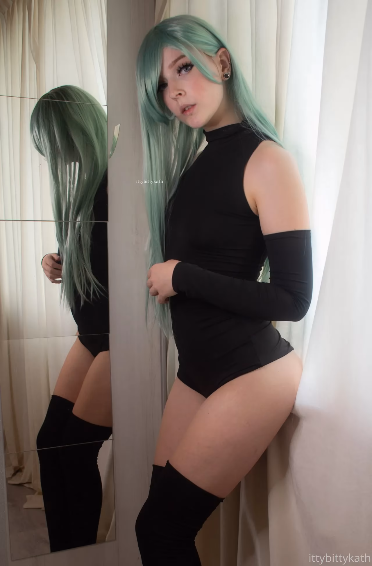 Feya Fern as Elizabeth Liones — cosplay photo 3 of 39