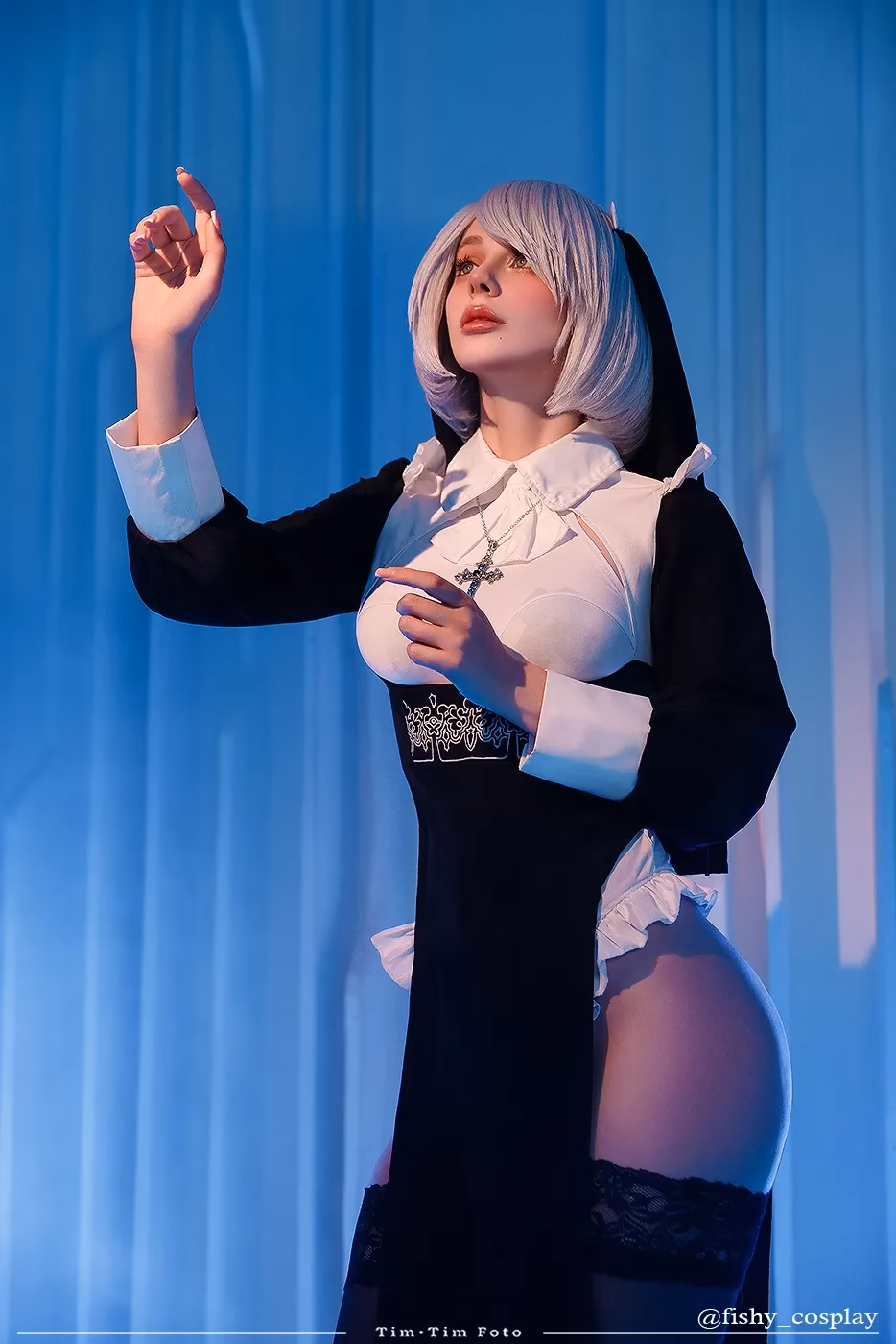 Fishy Cosplay as 2B — cosplay photo 5 of 17