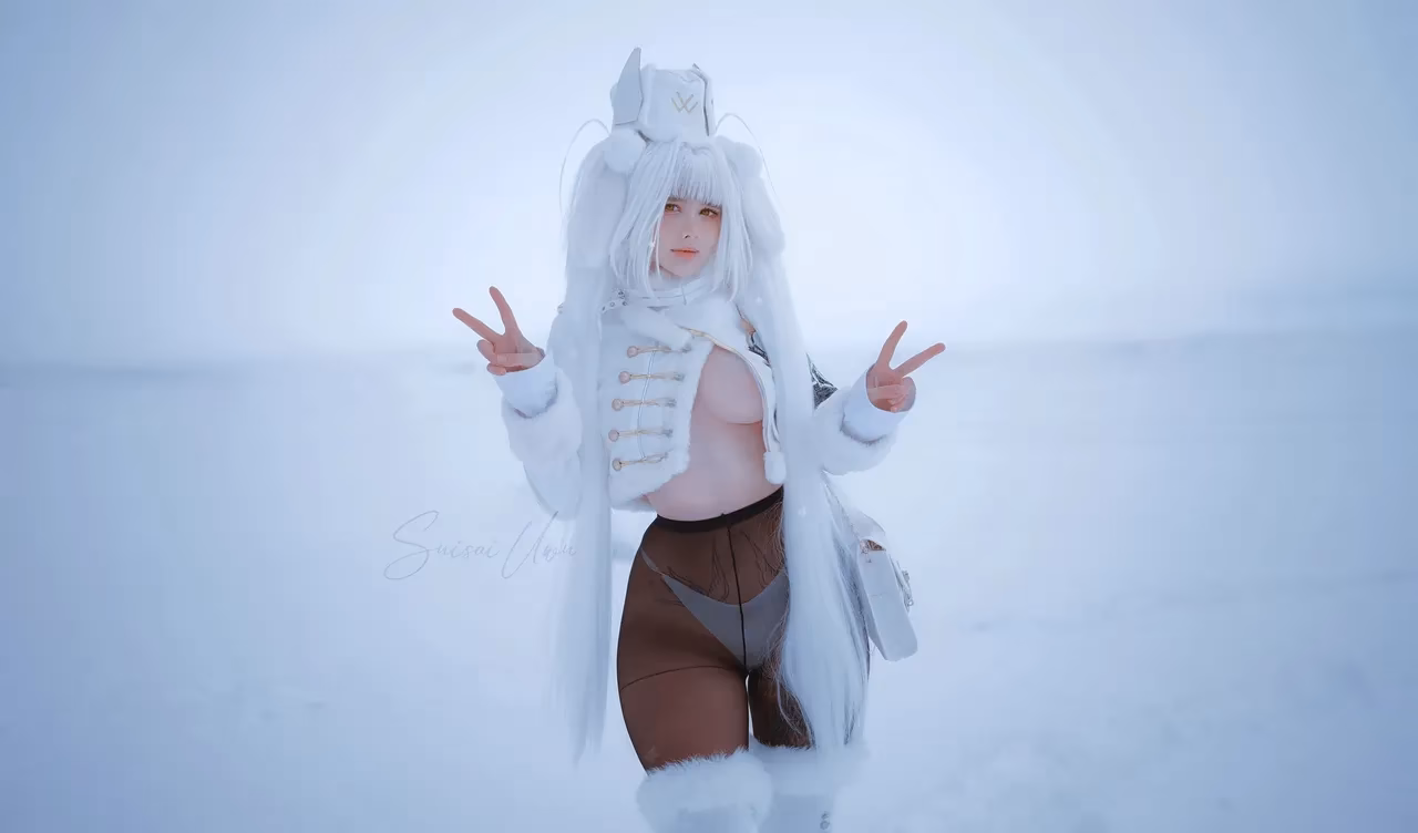 Frauleinmilk as Blanc — cosplay photo 4 of 19