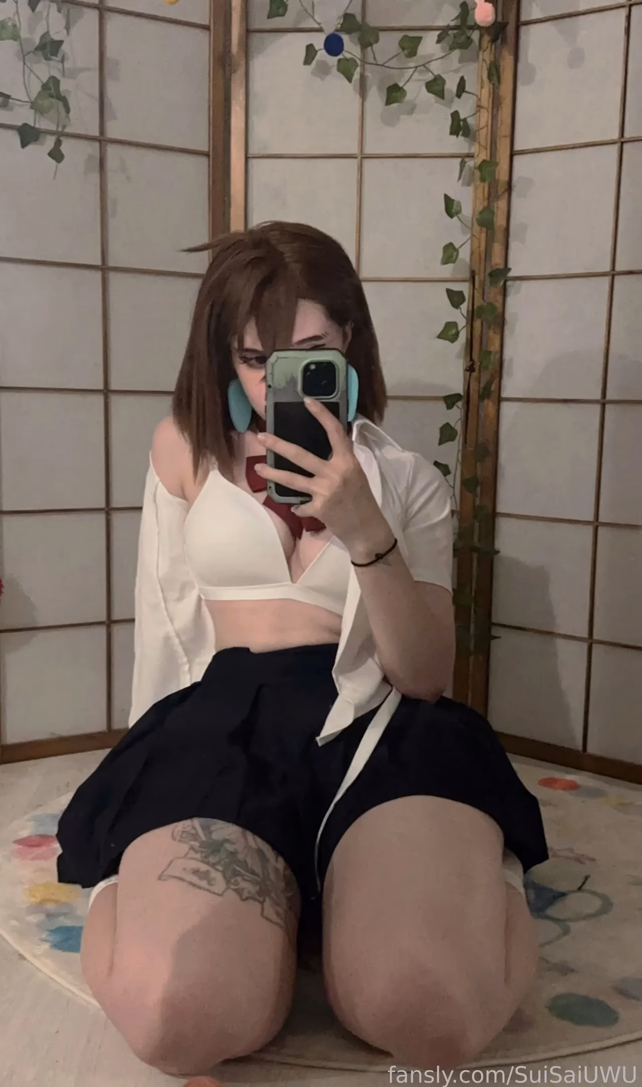 Frauleinmilk as Momo Ayase — cosplay photo 29 of 55
