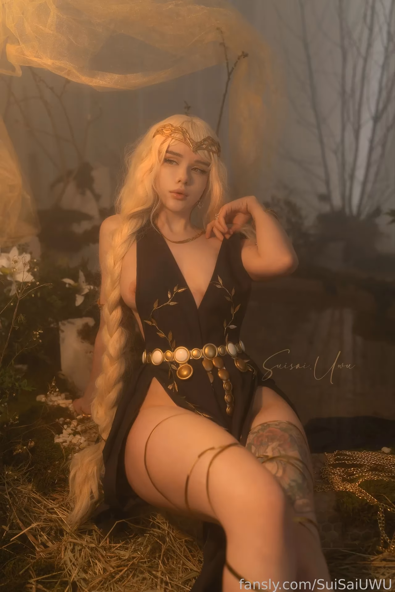 Frauleinmilk as Queen Marika the Eternal — cosplay photo 3 of 30