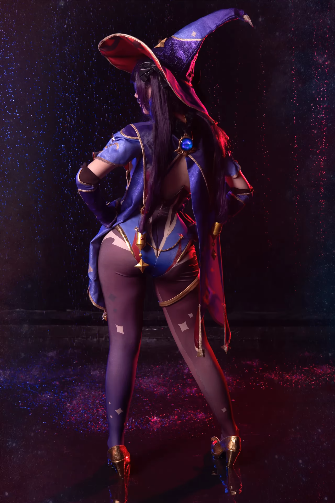 FrauRin as Mona Megistus — cosplay photo 8 of 84