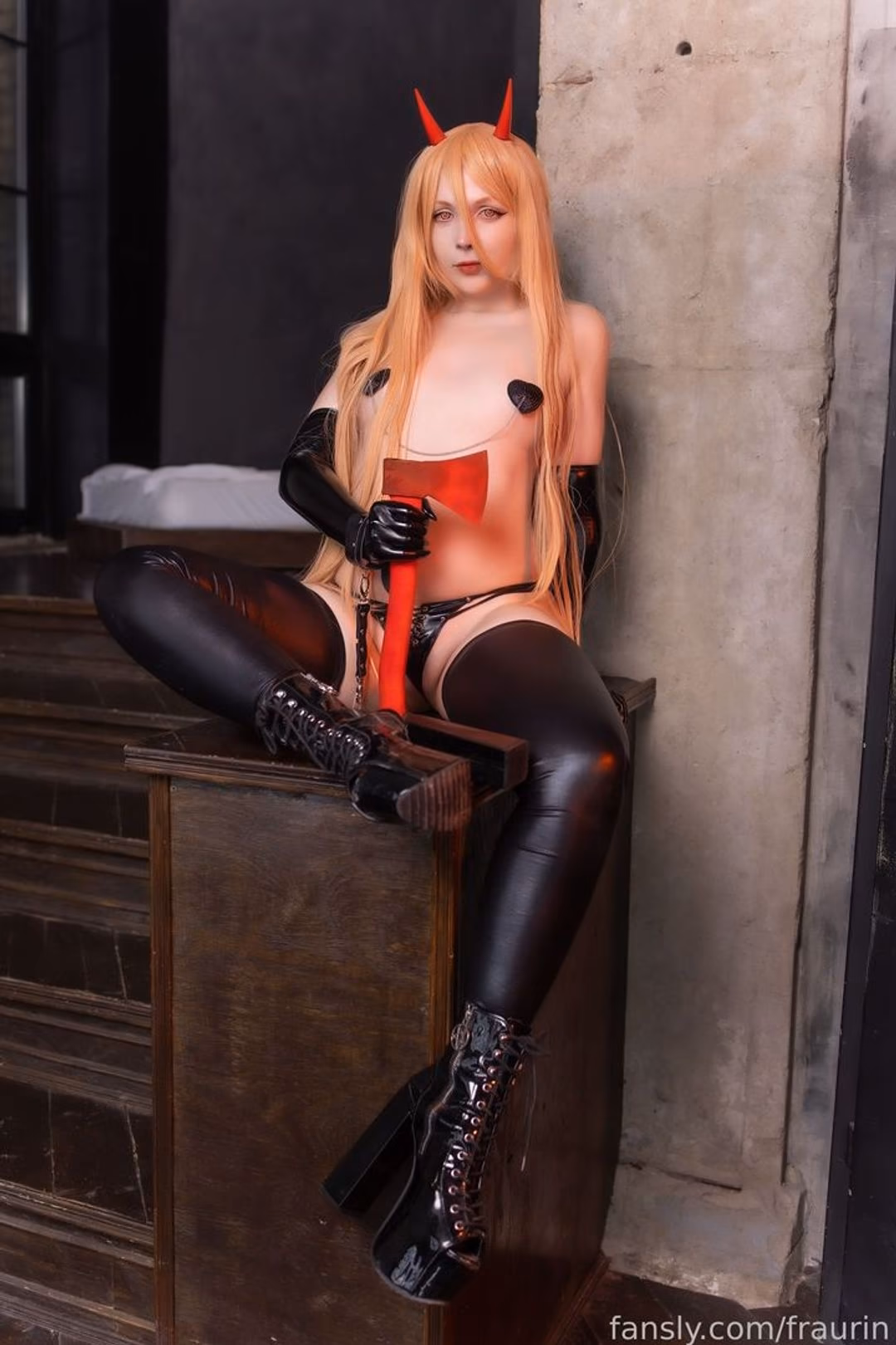 FrauRin as Power — cosplay photo 32 of 41