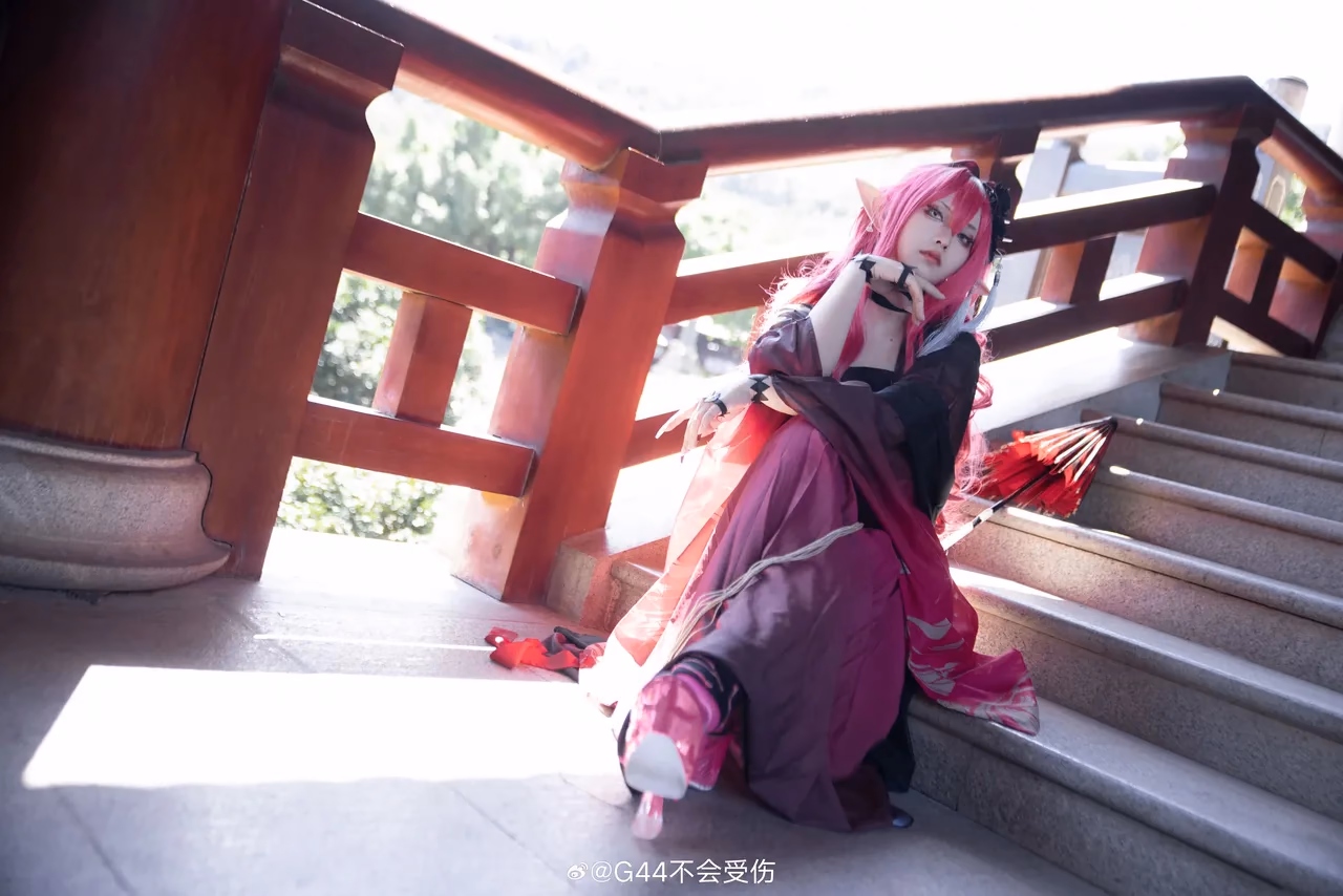 G44 wa Kizutsukanai as Baobhan Sith — cosplay photo 9 of 13
