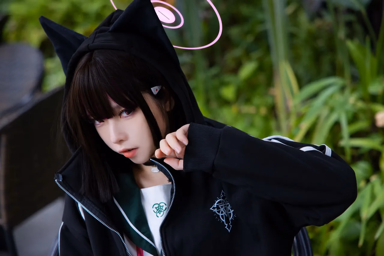 G44 wa Kizutsukanai as Kazusa Kyoyama — cosplay photo 21 of 30