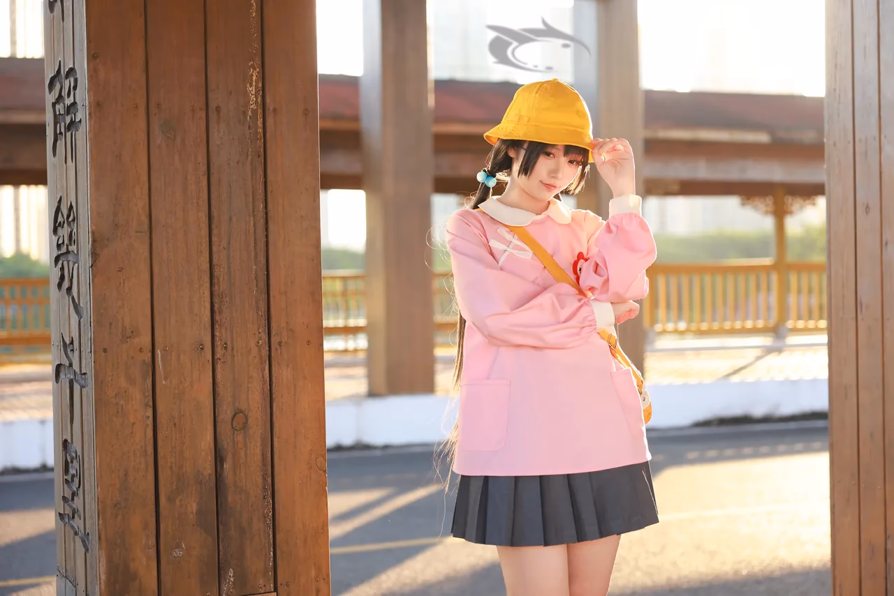 G44 wa Kizutsukanai as Kisaki Ryuuge — cosplay photo 11 of 21
