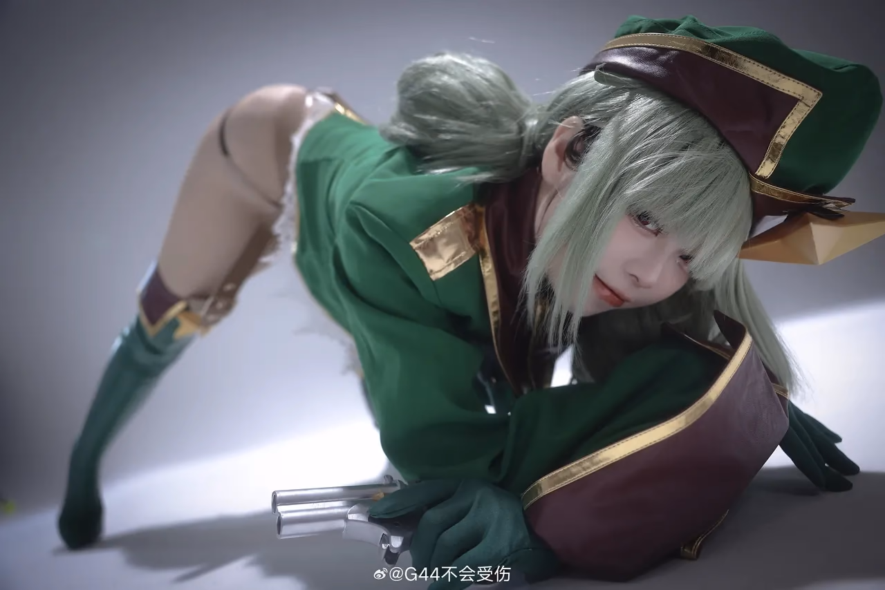 G44 wa Kizutsukanai as Kiwi Araga — cosplay photo 12 of 14