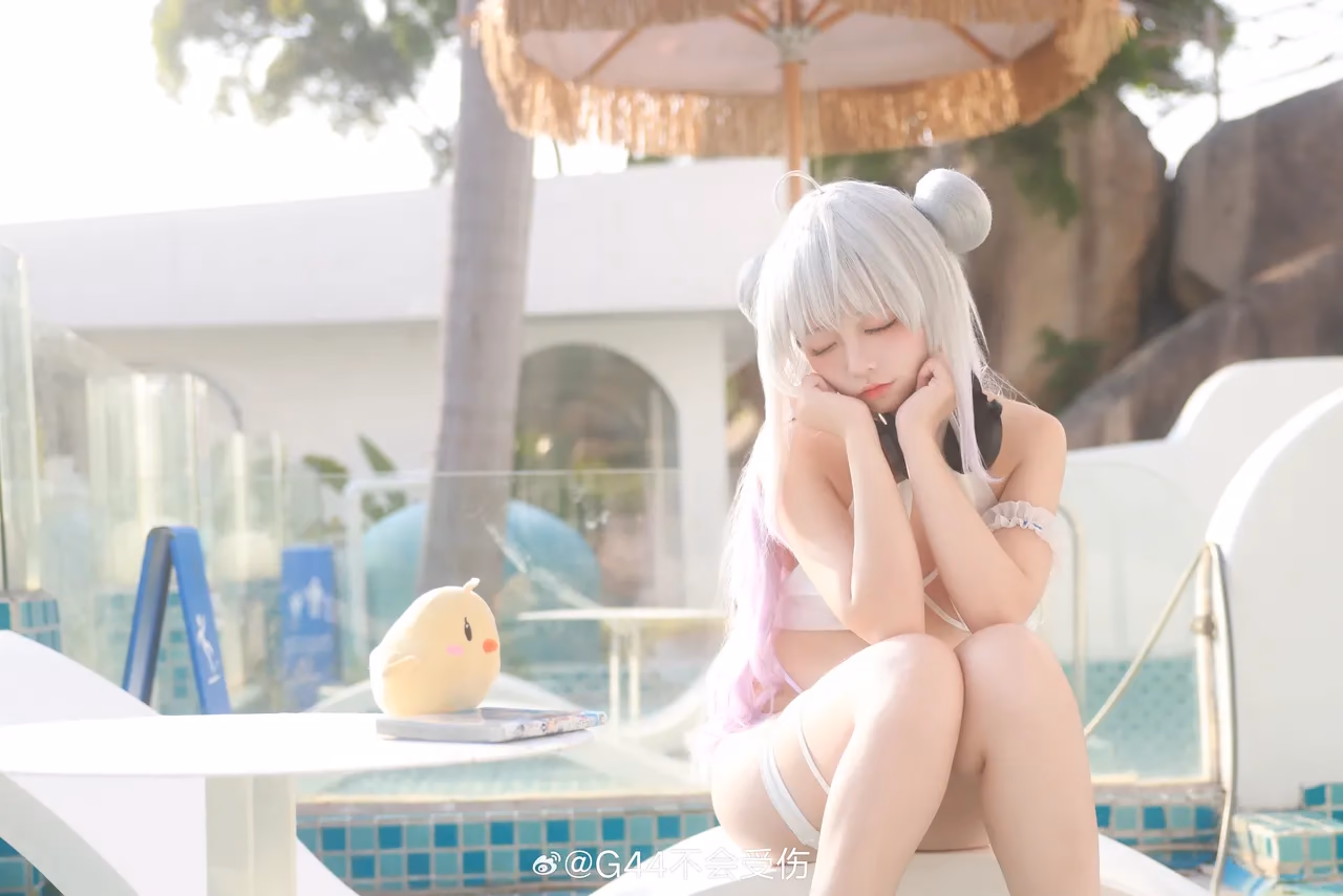 G44 wa Kizutsukanai as Le Malin — cosplay photo 2 of 12