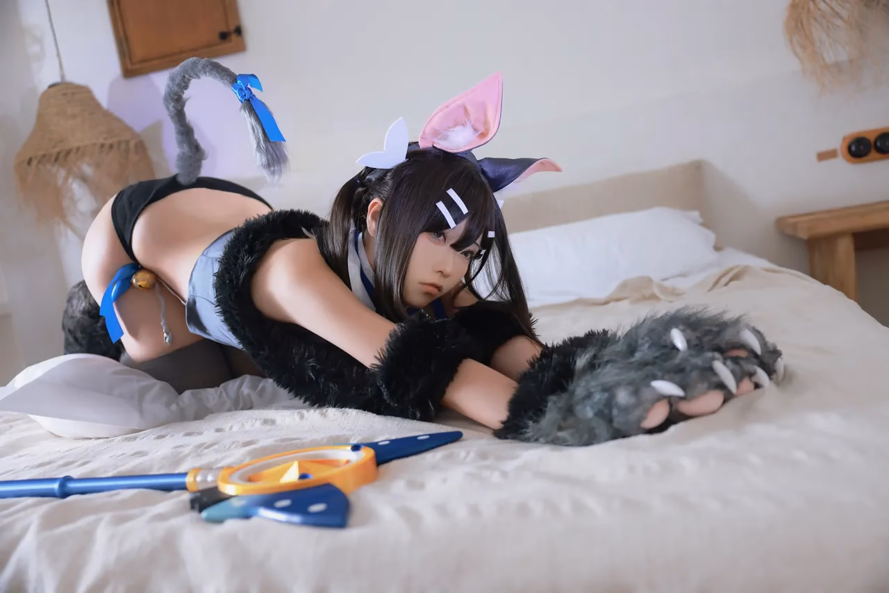 G44 wa Kizutsukanai as Miyu Edelfelt — cosplay photo 16 of 21