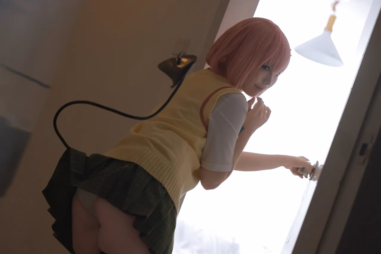 G44 wa Kizutsukanai as Momo Belia Deviluke — cosplay photo 2 of 22