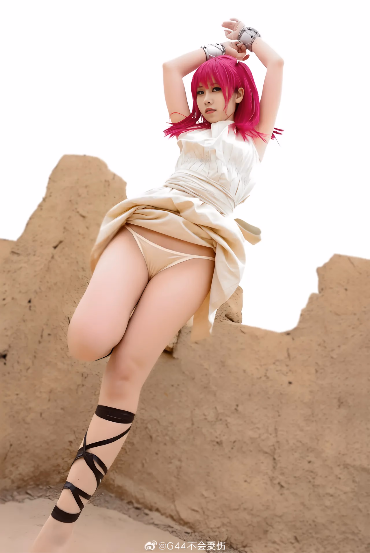 G44 wa Kizutsukanai as Morgiana — cosplay photo 16 of 16