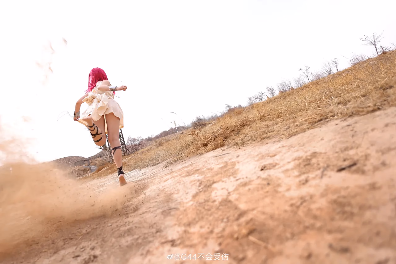 G44 wa Kizutsukanai as Morgiana — cosplay photo 8 of 16
