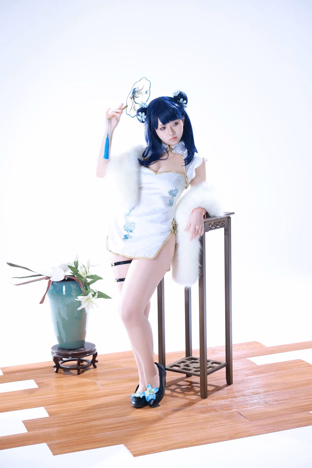 G44 wa Kizutsukanai as Rikka Takarada — cosplay photo 2 of 34