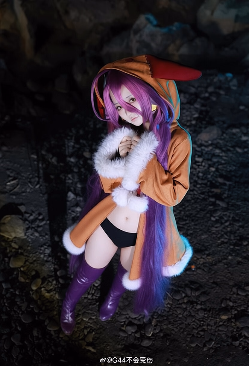 G44 wa Kizutsukanai as Schwi Dola — cosplay photo 4 of 16