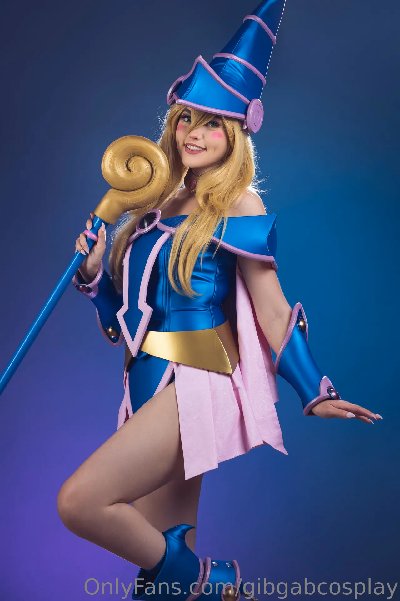 GibGabCosplay as Dark Magician Girl — cosplay photo 3 of 17