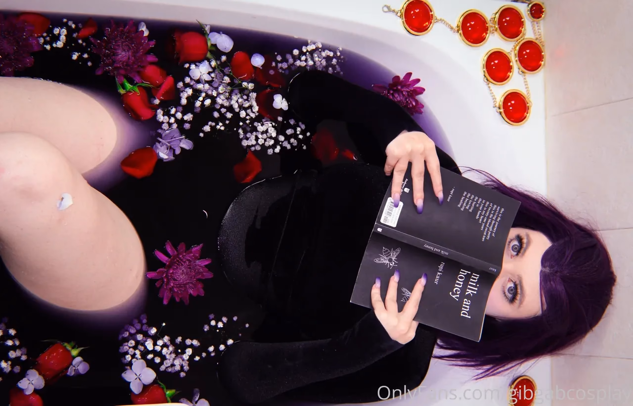 GibGabCosplay as Raven — cosplay photo 12 of 17