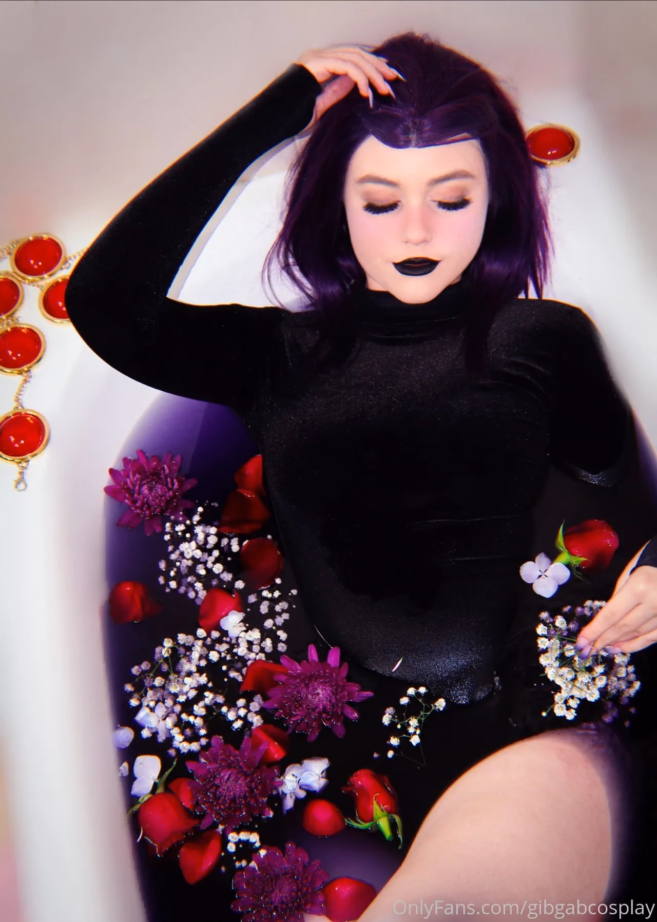 GibGabCosplay as Raven — cosplay photo 2 of 17