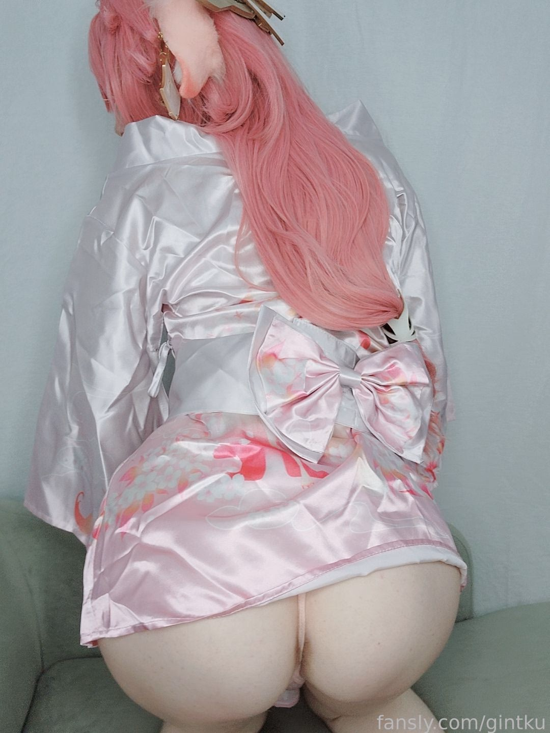 Gintku as Yae Miko — cosplay photo 16 of 27