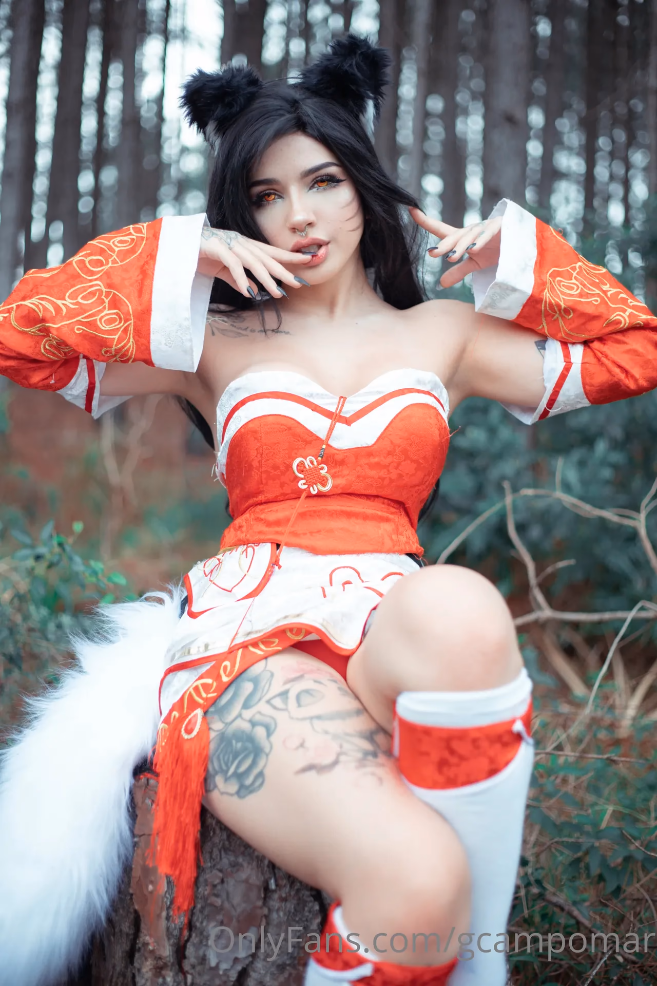Giovanna Campomar as Ahri — cosplay photo 5 of 31