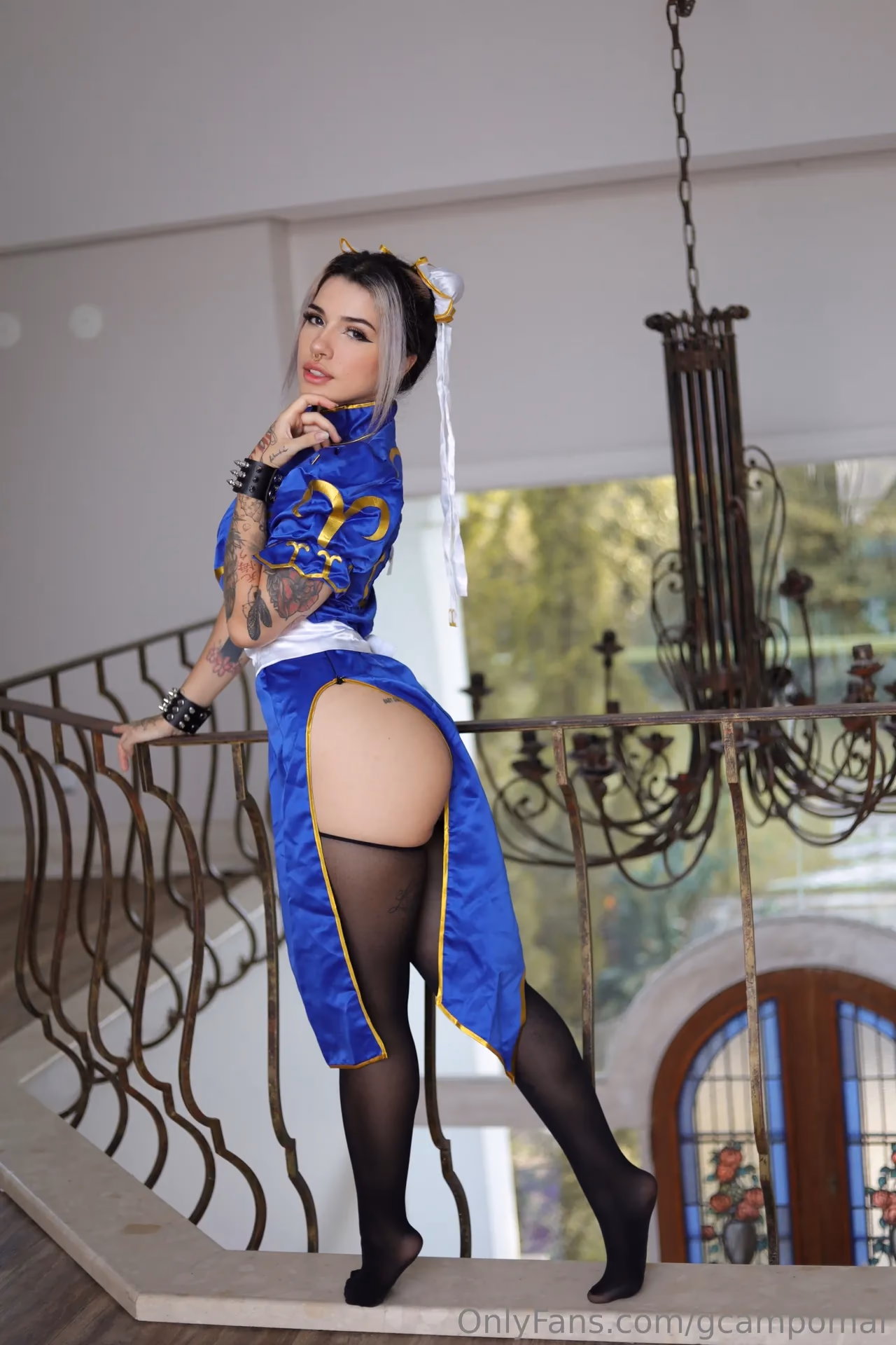Giovanna Campomar as Chun-Li — cosplay photo 2 of 20