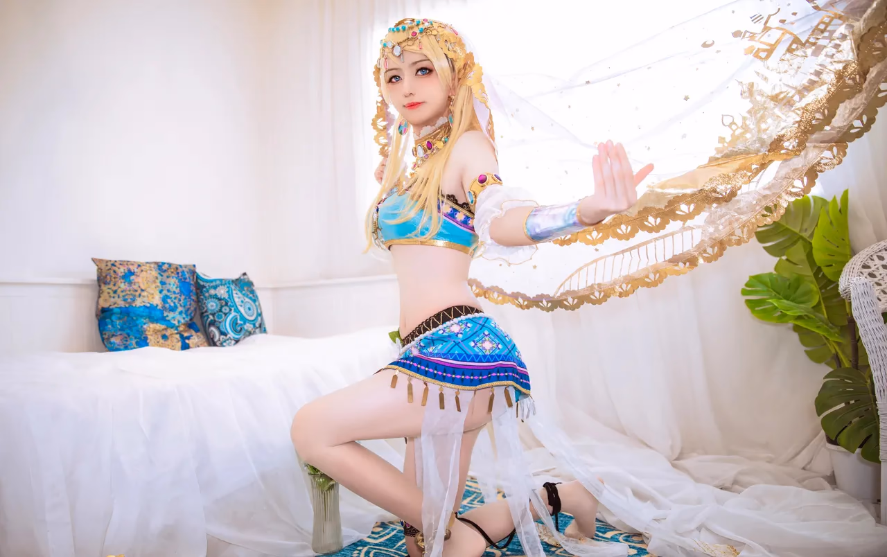 Glucose as Eli Ayase — cosplay photo 14 of 14