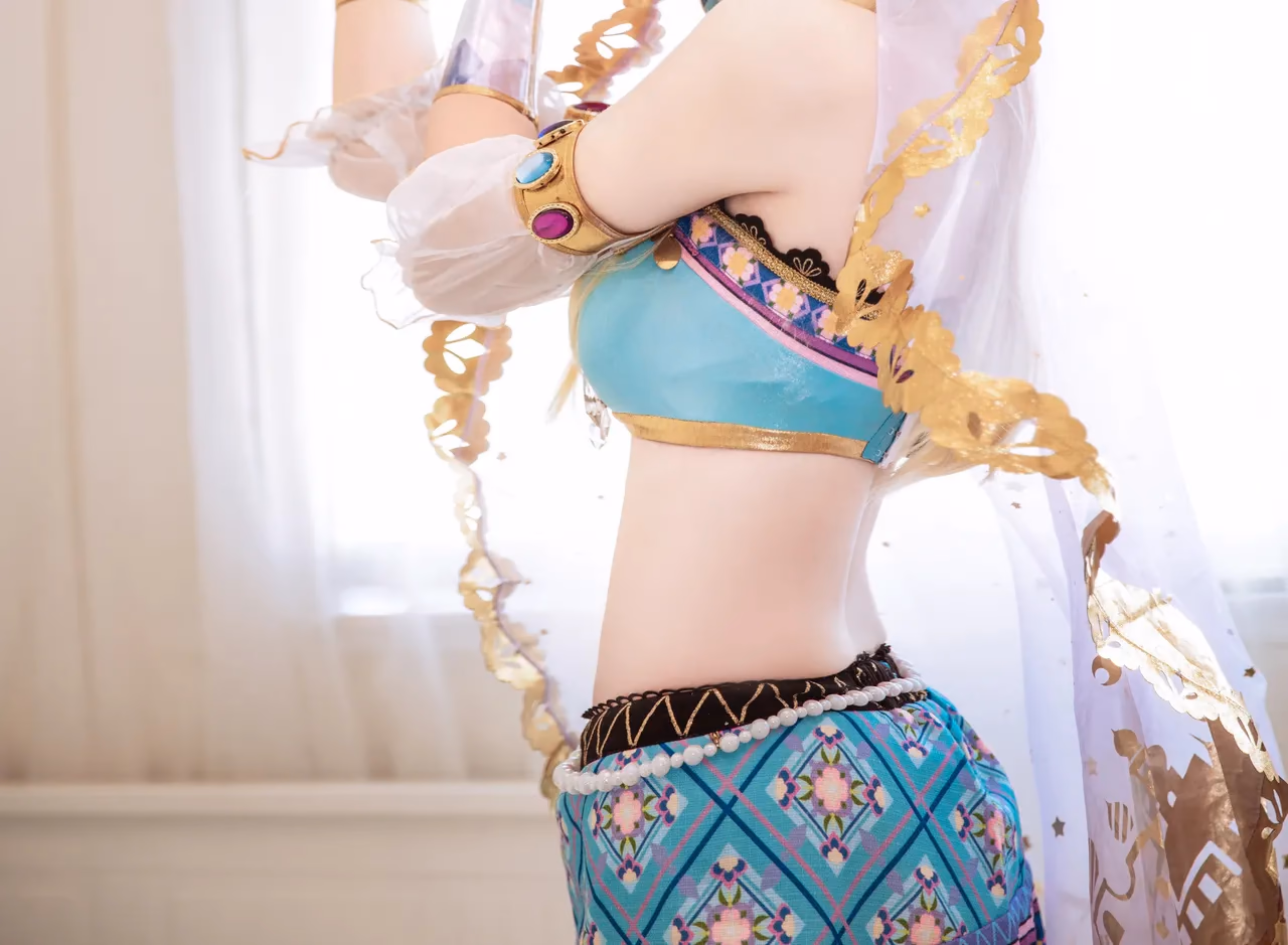Glucose as Eli Ayase — cosplay photo 6 of 14