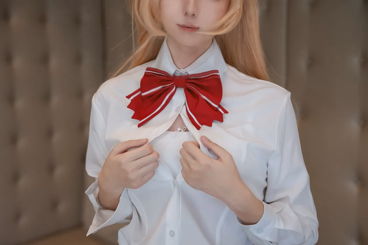 Glucose as Mahiru Shiina — cosplay photo 10 of 10
