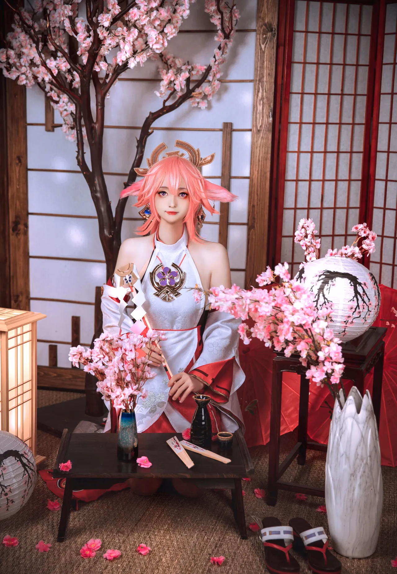 Glucose as Yae Miko — cosplay photo 8 of 13