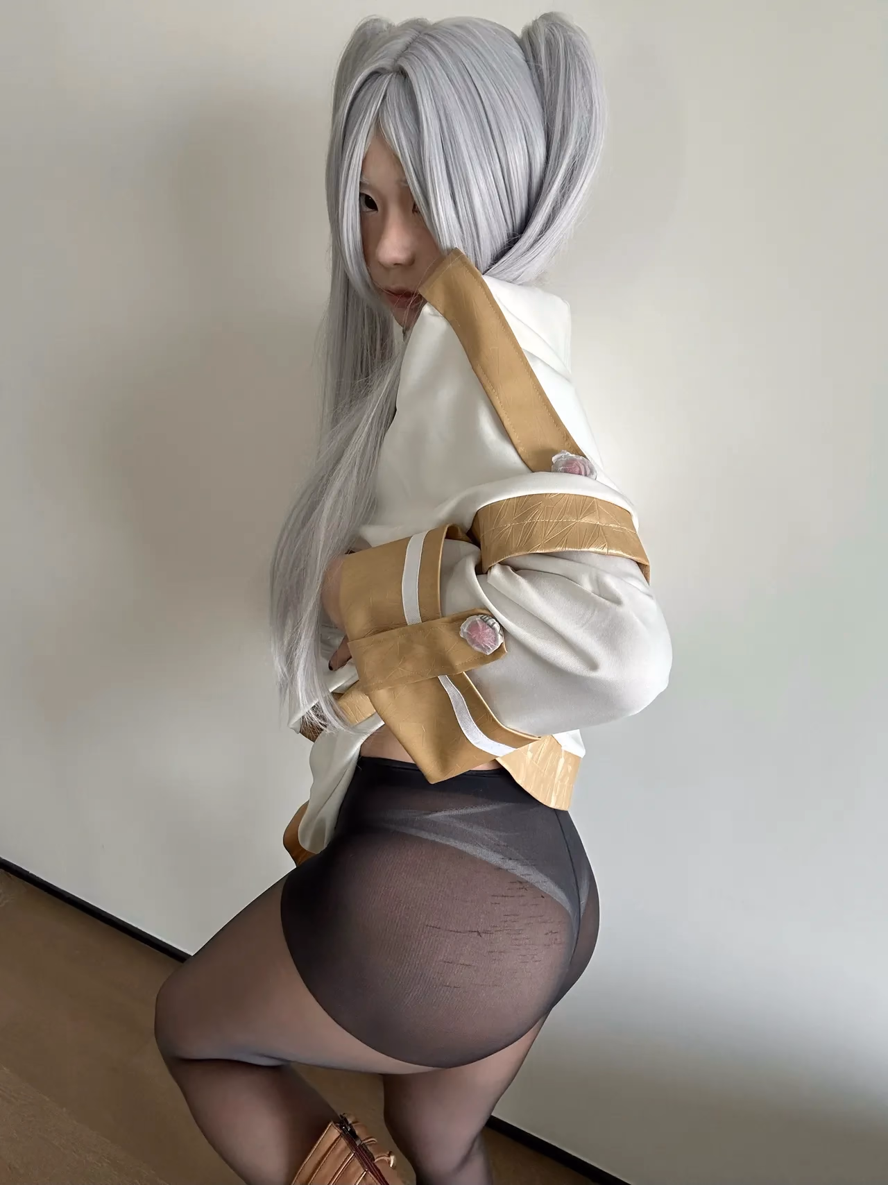 Green Chacha as Frieren — cosplay photo 77 of 107